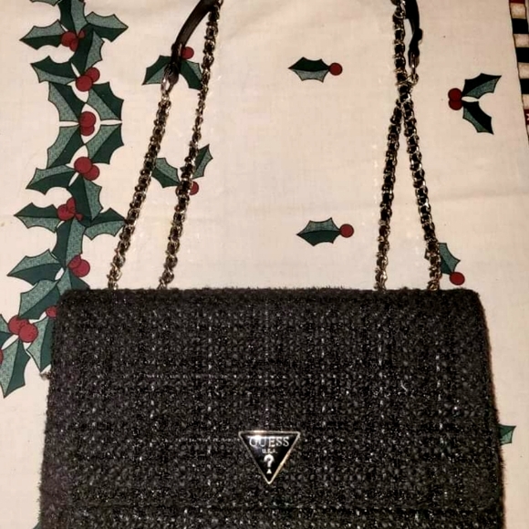 Guess purse - Picture 1 of 5